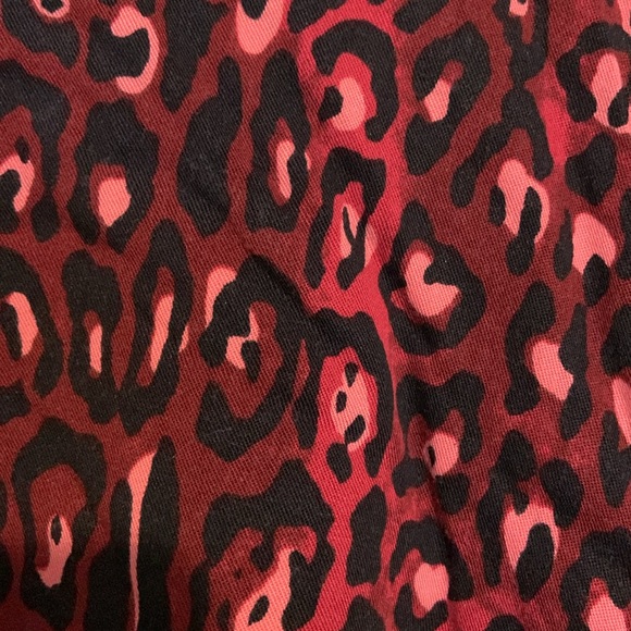 ZARA TRF collection - pink leopard print long sleeve button down cropped blouse - Picture 3 of 4